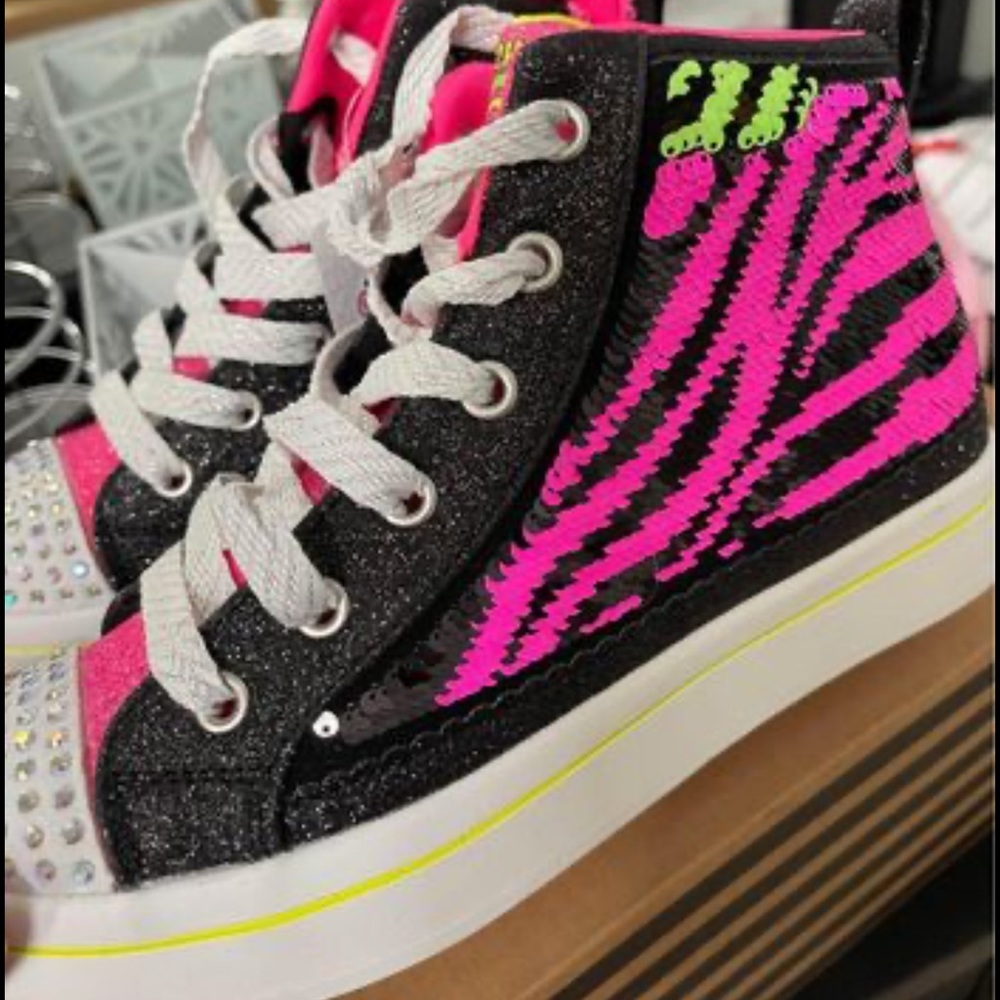 sketchers sneakers for girls size 3